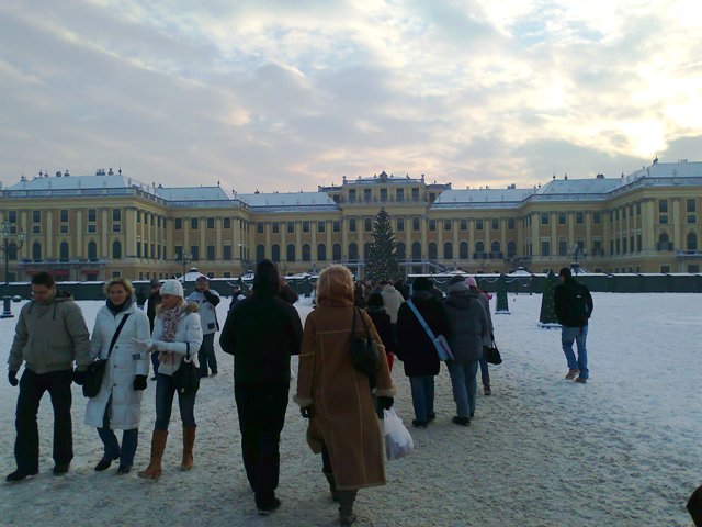 Schloss_Schoenbrunn > Adventmarkt