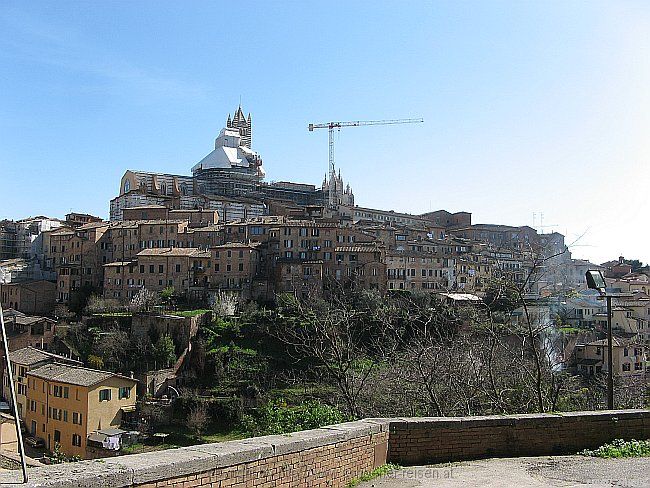 SIENA > Via Camporegio > Panoramablick Dom