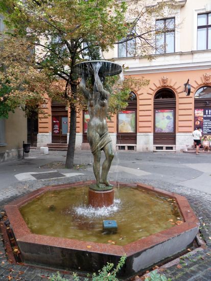 H:Budapest>Burgviertel>Ehrenbrunnen