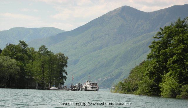 TESSIN > Lago Maggiore > Brissago Inseln