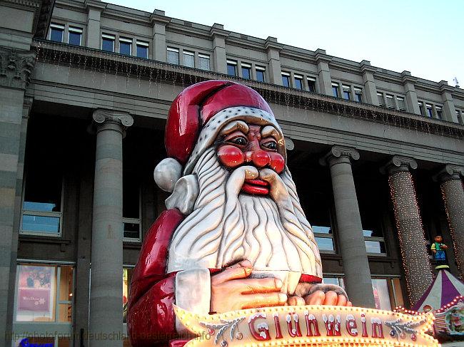 STUTTGART-MITTE > Königsbau während dem Weihnachtsmarkt