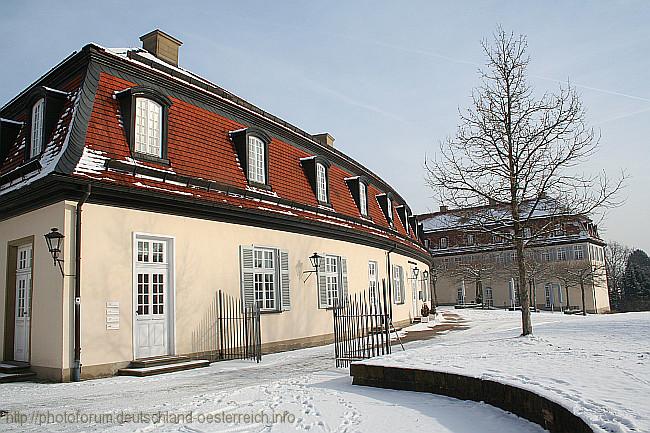 STUTTGART-WEST > Schloss Solitude > Südfront - Ost