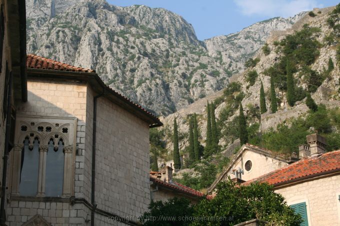 KOTOR > Stadtmauer