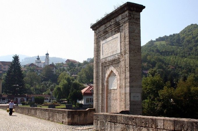 Drina > Brücke > steinerne Tafel