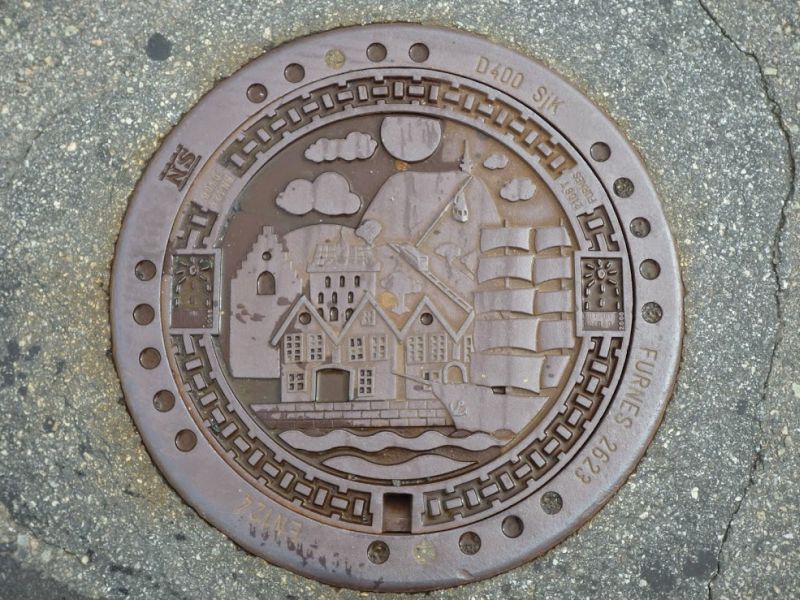 N:Bergen>Gullydeckel