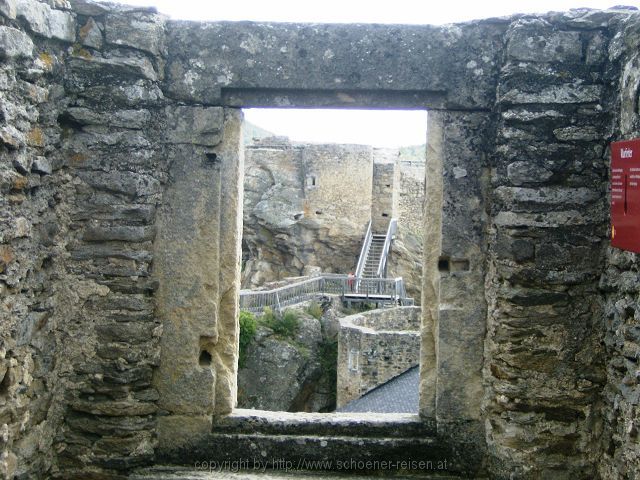 NIEDERÖSTERREICH > Wachau > Burgruine Aggstein