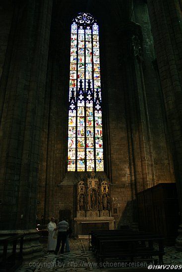 MILANO > Dom Santa Maria Nascente > Kirchenfenster