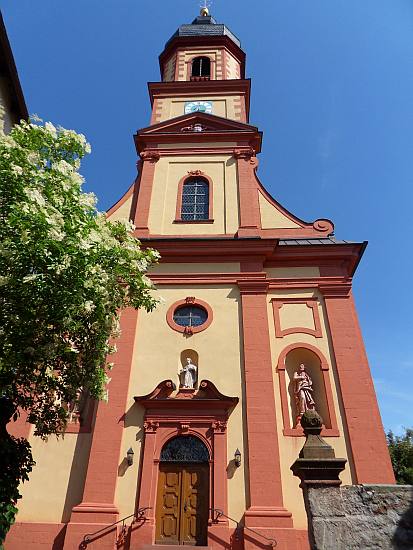 D: MÖNCHBERG > Kirche St. Johannes der Täufer