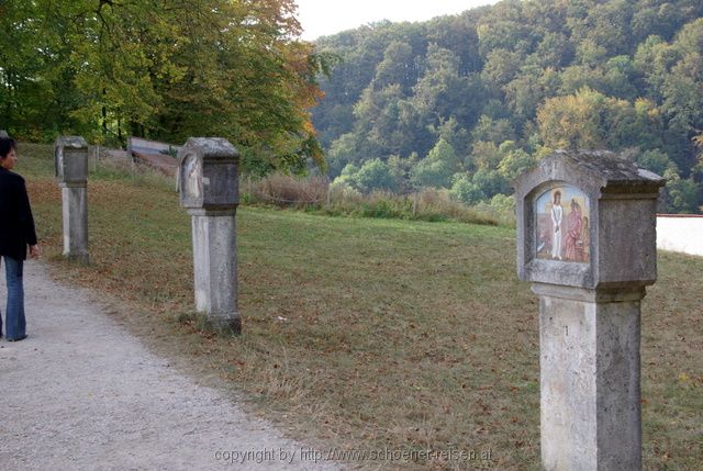 Kreuzweg zur Kapelle