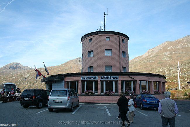 SIMPLON-PASSSTRASSE > Passhöhe 2005 m > Restaurant Monte Leone