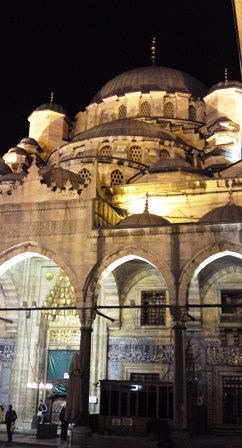 Istanbul - Neue Moschee an der Galata Brücke 5