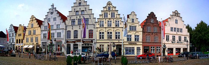 FRIEDRICHSTADT > Marktplatz