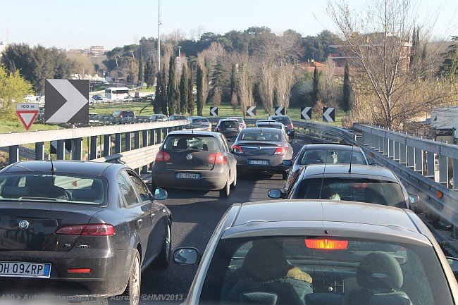 A90 > Ausfahrt 1 Via Aurelia > Autostau