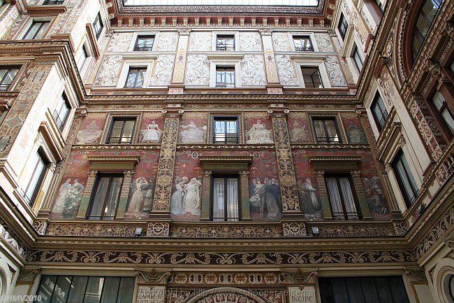 ROMA > Palazzo Sciarra > Innenhof > Fassade Ost