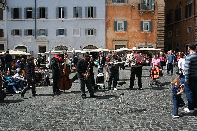 ROMA > Piazza della Rotonda > Musiker