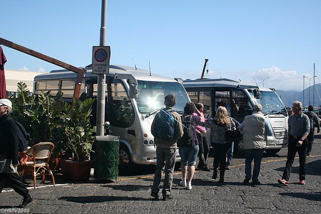 CAPRI-MARINA GRANDE > Parkplatz für Kleinbusse