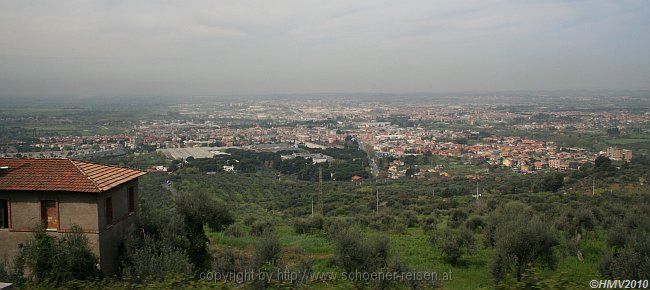 TIVOLI > Blick auf Villa Adriana