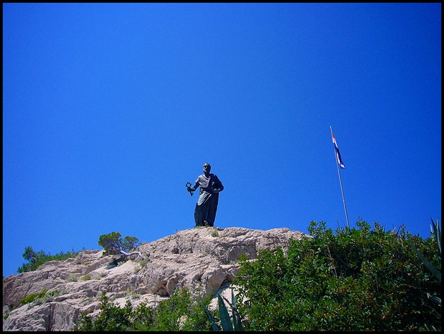 MAKARSKA > Petrus auf dem Berg