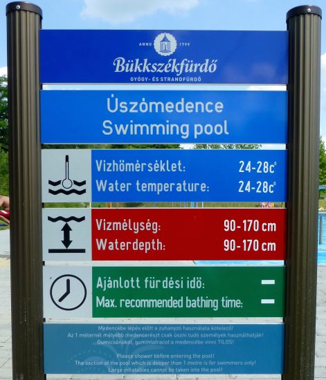 H:Bükkszékfürdő>Schwimmerbecken>Schild