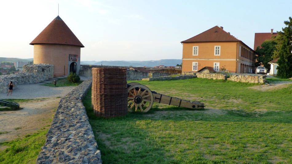 H:Eger>Burg>Dobóbastei