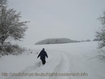 ANRIED > Feldweg voller Schnee