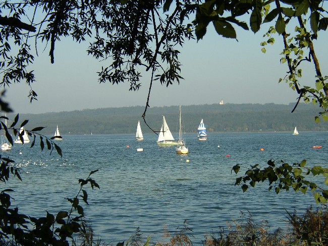 AMMERSEE > Dießen mit Blick auf Andechs