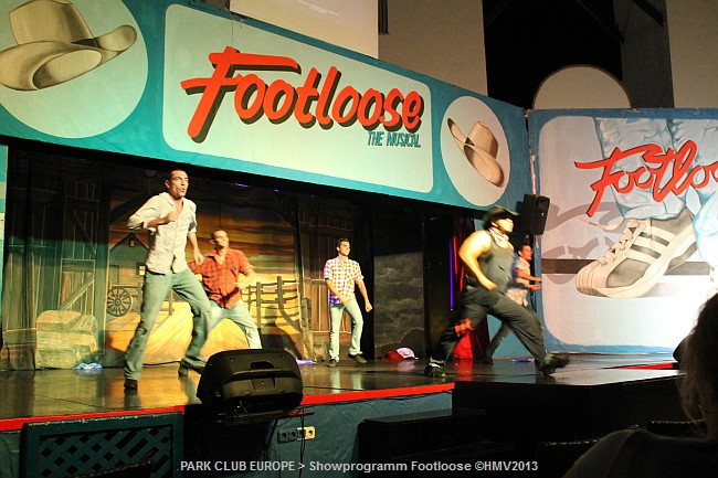 PLAYA DE LAS AMERICAS > Park Club Europe > Innenbereich Dorfplatz > Showprogramm > Footloose