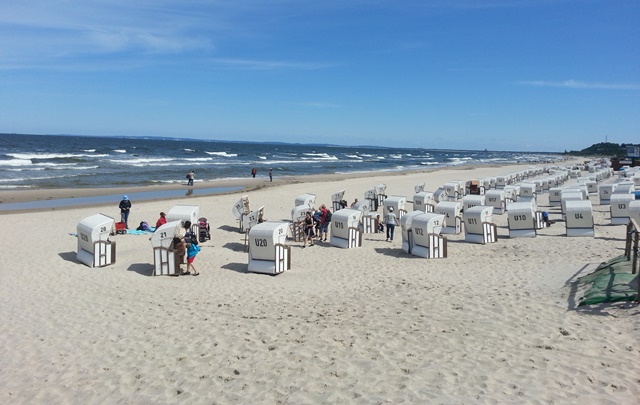 Usedom > Bansin > Am Strand und Promenade 7