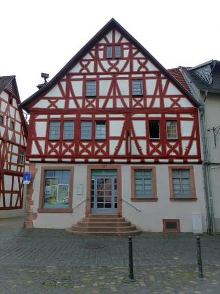 D:Groß-Umstadt>Marktplatz>Deutscher Hof