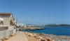 s'ILLOT > Strandpromenade mit Hotelblick nach Sa Coma